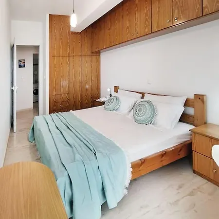Sea Side Retreat 4 Achlia