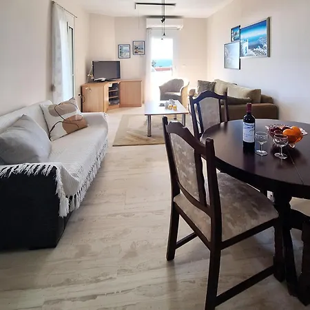Sea Side Retreat 4 * Achlia