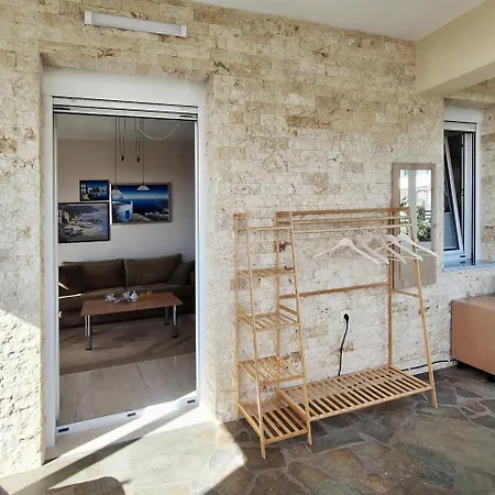 Sea Side Retreat 4 * Achlia